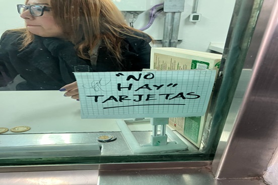 Solicita PAN conocer déficit de tarjetas inteligentes en el Metro