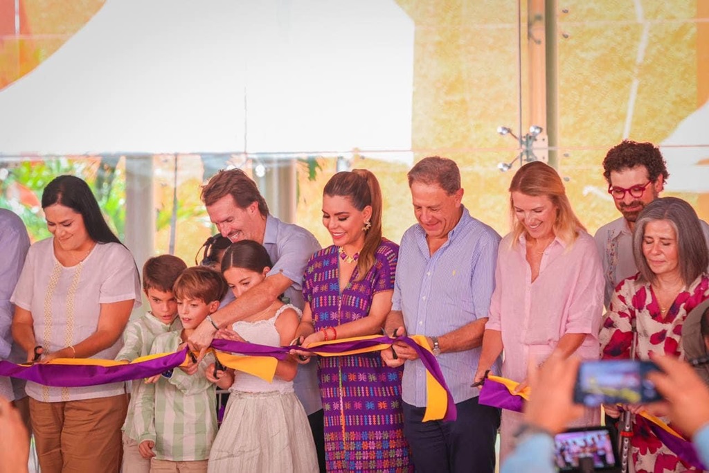 Reinauguran Evelyn Salgado y el presidente de Fundación Teletón, Fernando Landeros las instalaciones del CRIT Acapulco