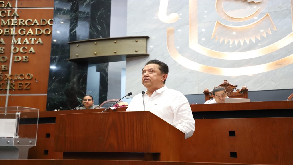 Proponen plazos para la dictaminación de asuntos legislativos