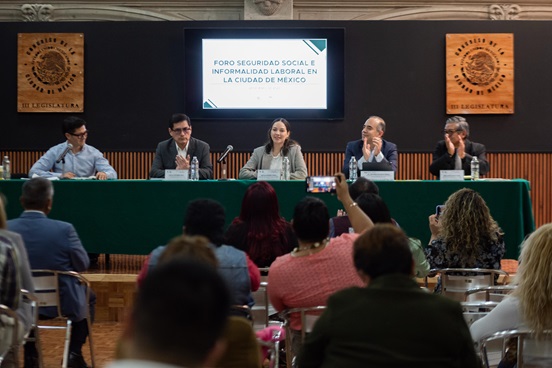 Presentan Foro sobre Seguridad Social e Informalidad Laboral en la Ciudad de México