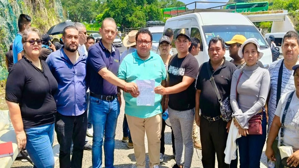 Propone diputada exhortar a ayuntamientos a elaborar reglamentos de Protección Civil frente a temporada de lluvias y huracanes