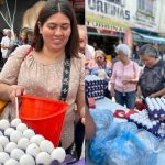 Encabeza Liz Salgado entrega de estufas ecológicas en la región Montaña