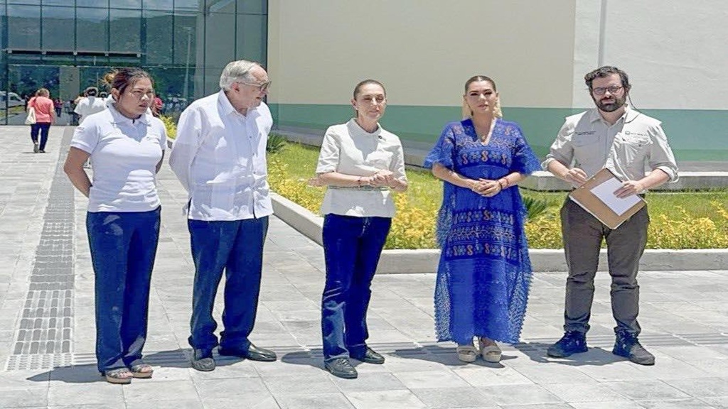 Sheinbaum y Evelyn Salgado visitan el nuevo Hospital General de Tlapa