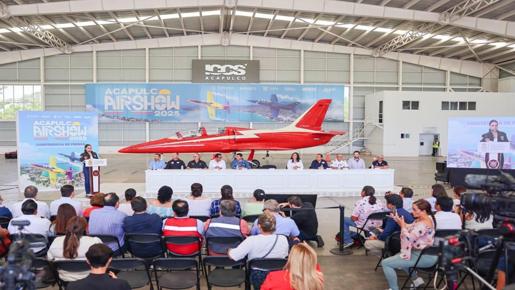 Anuncia la gobernadora Evelyn Salgado el Airshow Acapulco 2025