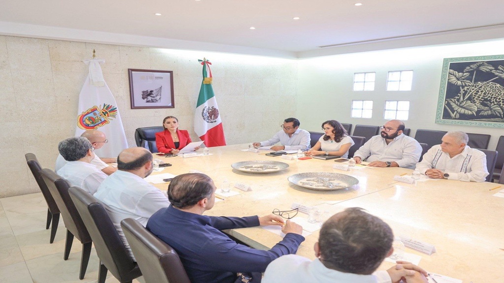 Evelyn Salgado se reúne con el Comité Organizador de la 36 Convención Internacional de Minería