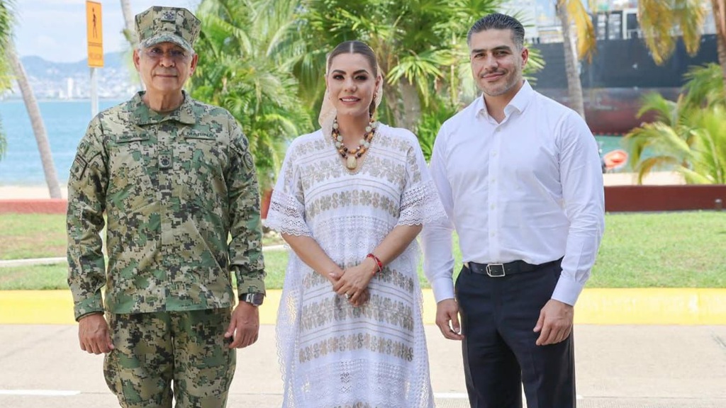 Firme respaldo a Guerrero: Gobernadora Evelyn Salgado se reúne con Harfuch y titular de Marina       en Acapulco