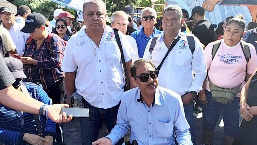 Exigen jubilados y pensionados de la Fiscalía el pago de pensiones