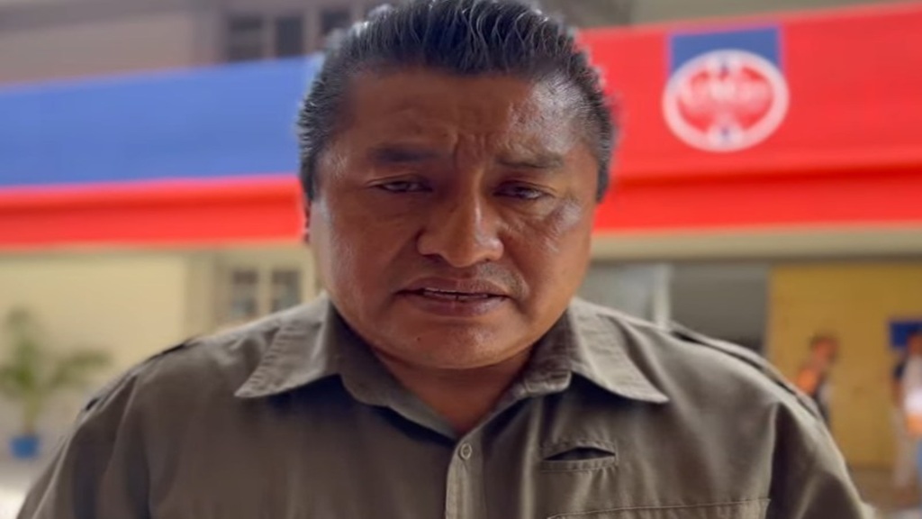 Muere niño indígena aplastado por una piedra en desfile en Tlapa