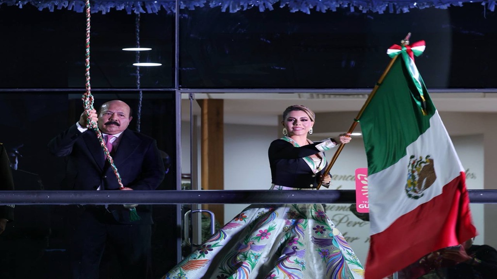 ¡Viva Guerrero, viva México!…Evelyn Salgado celebra con miles de familias el Grito de Independencia en Guerrero