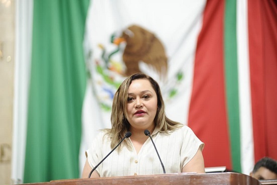 En la Ciudad de México se apoyará a terminar los estudios de las y los padres adolescentes