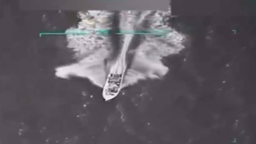 Difunde Marco Rubio video de ataque de EU a narcobarco venezolano