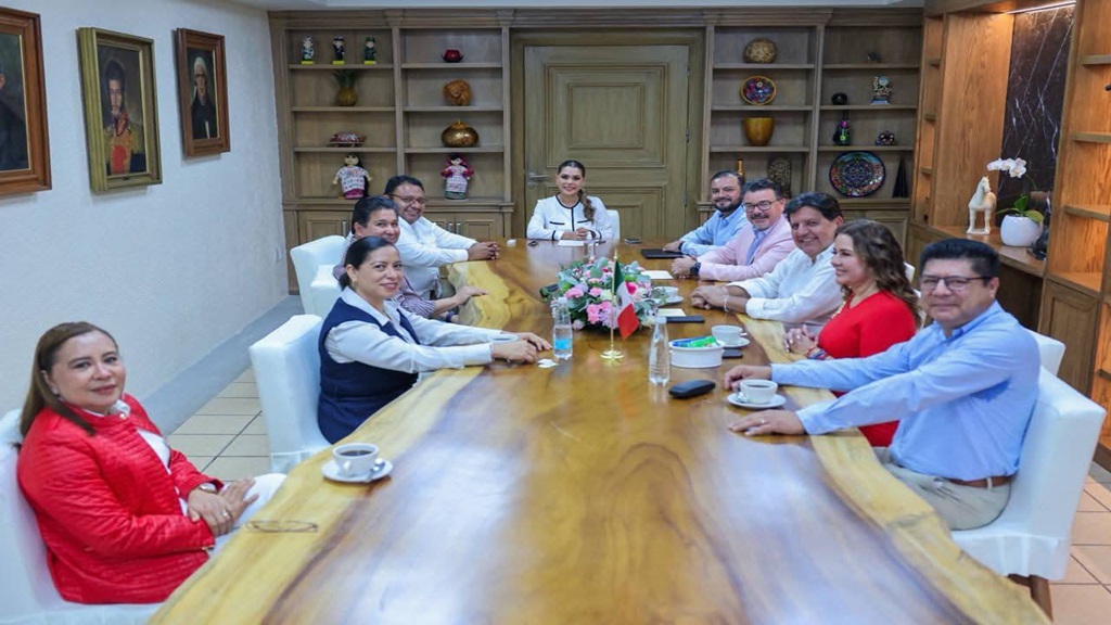 Refrenda Evelyn Salgado trabajo coordinado con el Congreso de Guerrero