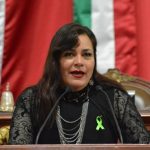 Piden que mujeres, personas embarazadas y adultos mayores usen estacionamientos para discapacitados