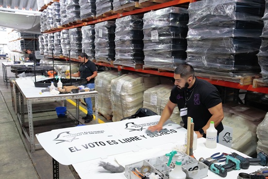 Comparte IECM experiencia sobre rehabilitación de materiales electorales