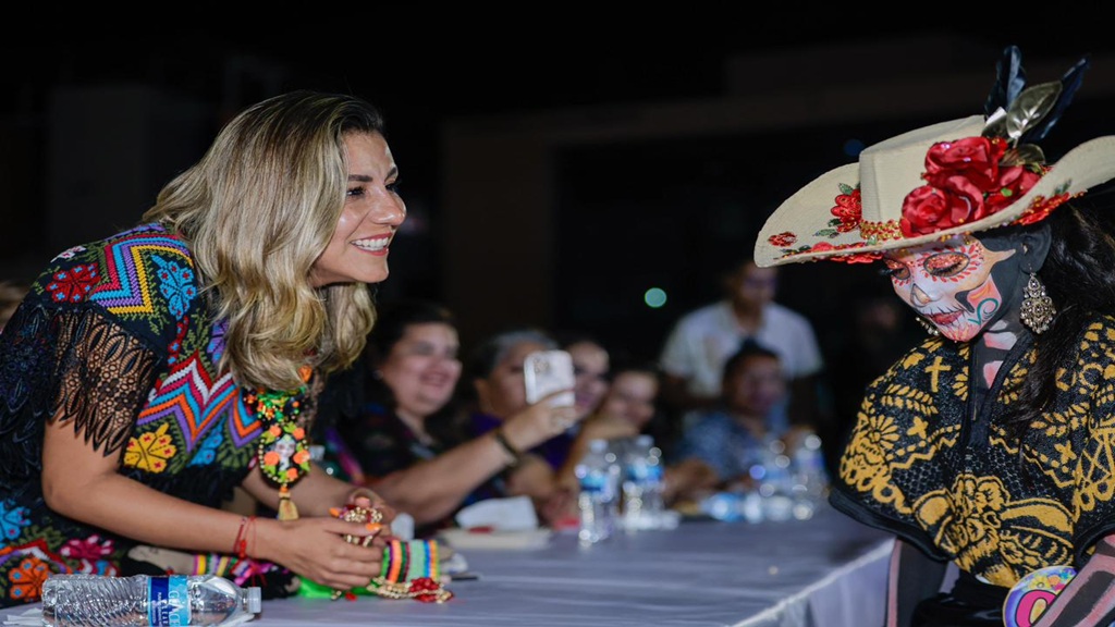 El gobierno del Estado realizó el Tradicional Concurso Estatal de Catrinas y la Exhibición de ofrenda 2025