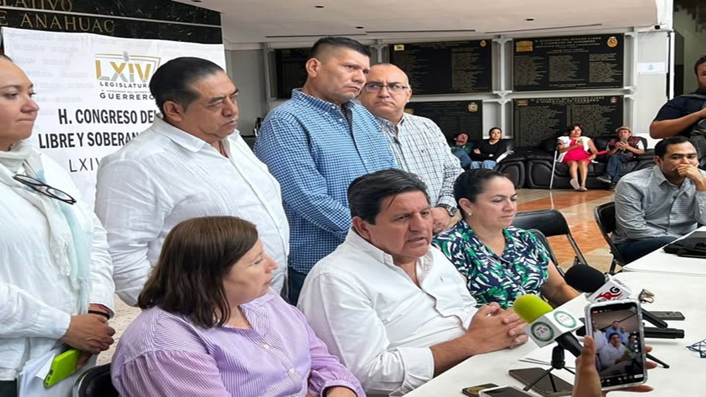 Evelyn Salgado fortalece coordinación con alcaldes y alcaldesas de Tierra Caliente