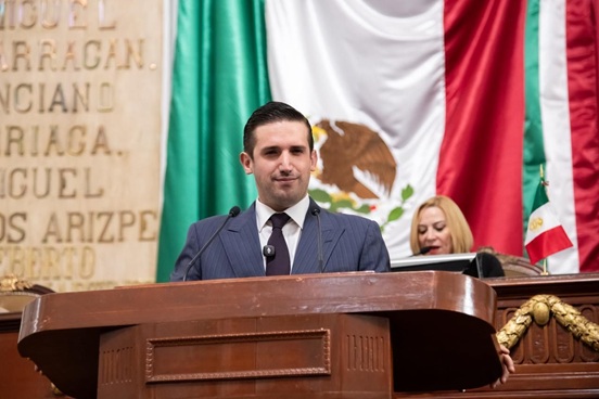 Plantea Pedro Haces posibilidad de matrimonios y divorcios digitales en la Ciudad de México