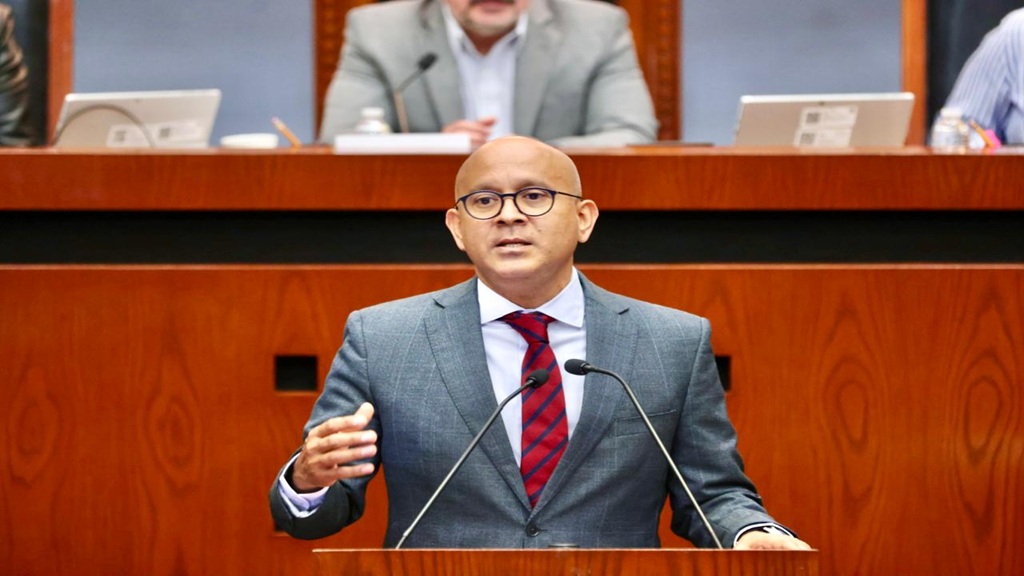 Destaca titular de SEPLADER René Vargas Pineda, reducción histórica en pobreza en Guerrero y la inversión pública 