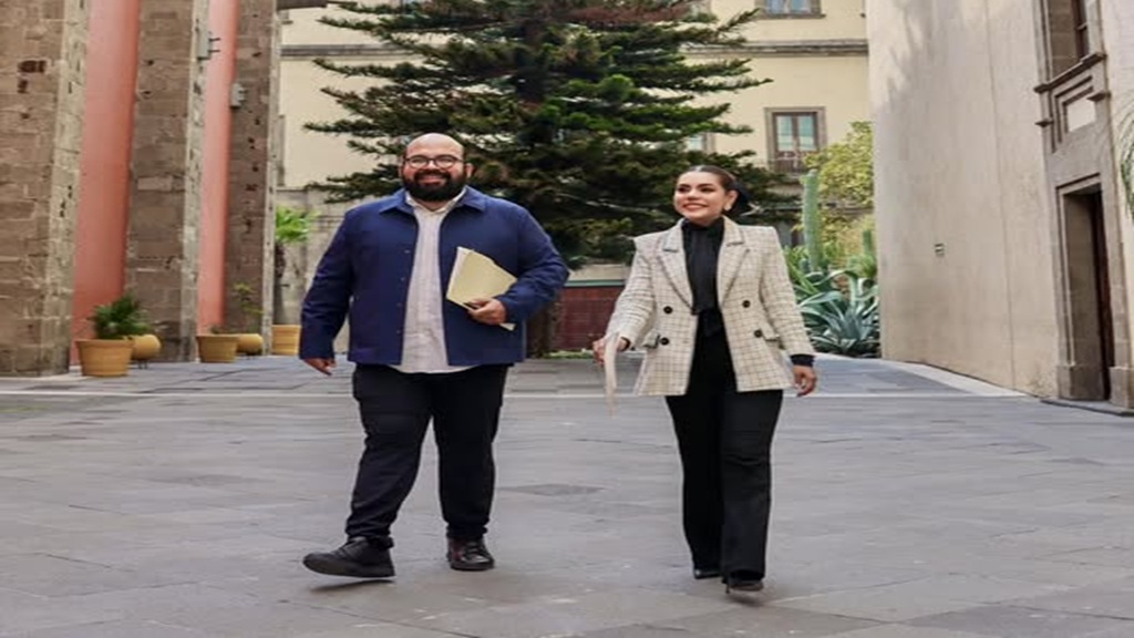 Evelyn Salgado y Ricardo Salinas se reúnen en Palacio Nacional con autoridades para gestión social