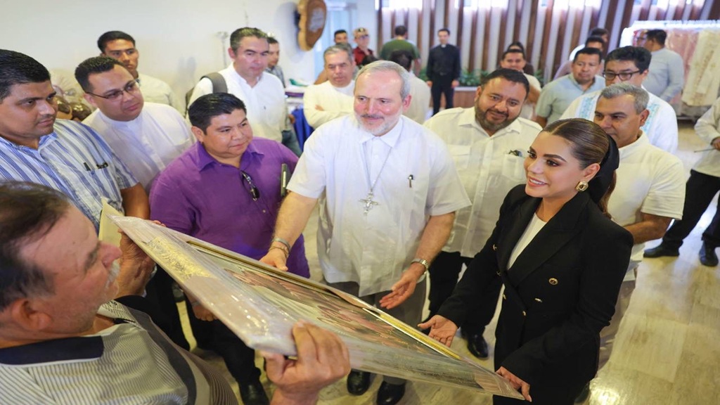 Reconoce Evelyn Salgado la voluntad de la Iglesia Católica para sumarse a la ruta de bienestar y construcción de paz en Guerrero