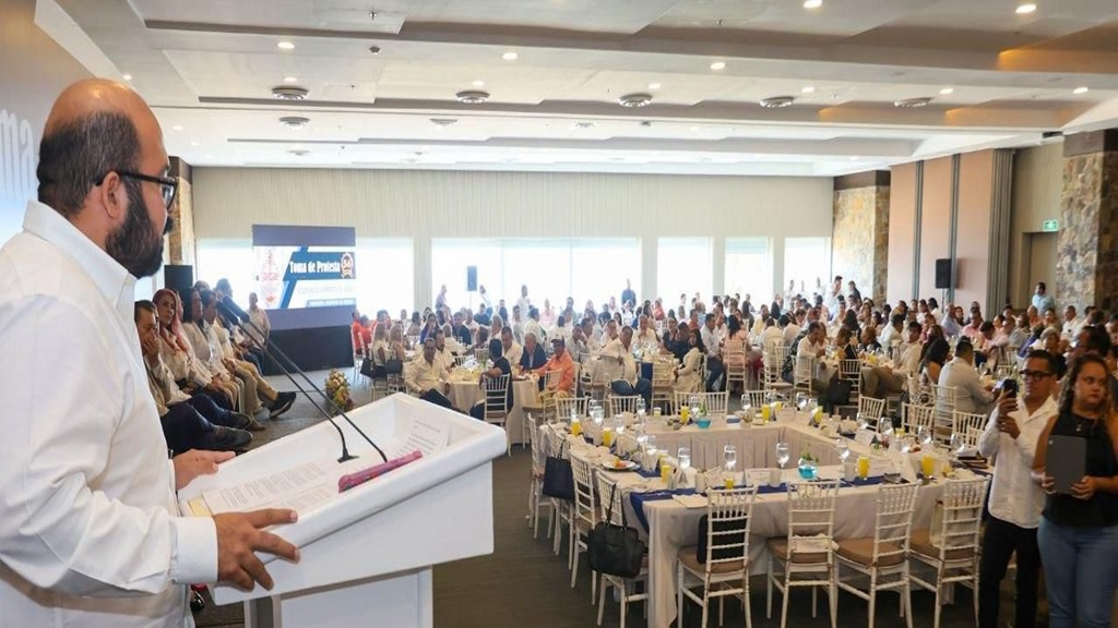 Reconoce el gobierno del estado la labor del Grupo ACA: Ricardo Salinas Méndez