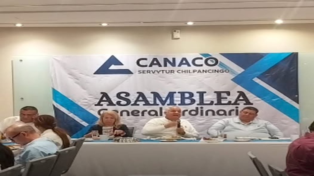 Exigen empresarios aplicación de la ley a quienes bloqueen la Autopista del Sol