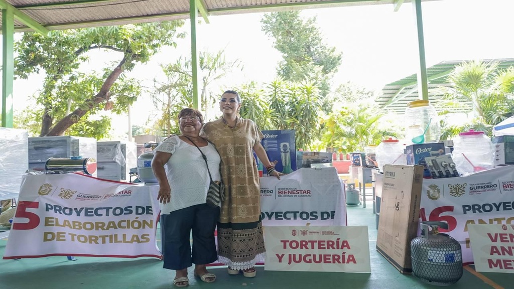 Evelyn Salgado entrega beneficios directos de los programas Acciones Emergentes y Apoyos Productivos para el Bienestar