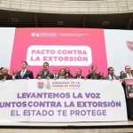 Proponen incorporar placas en braille en transporte público y taxis